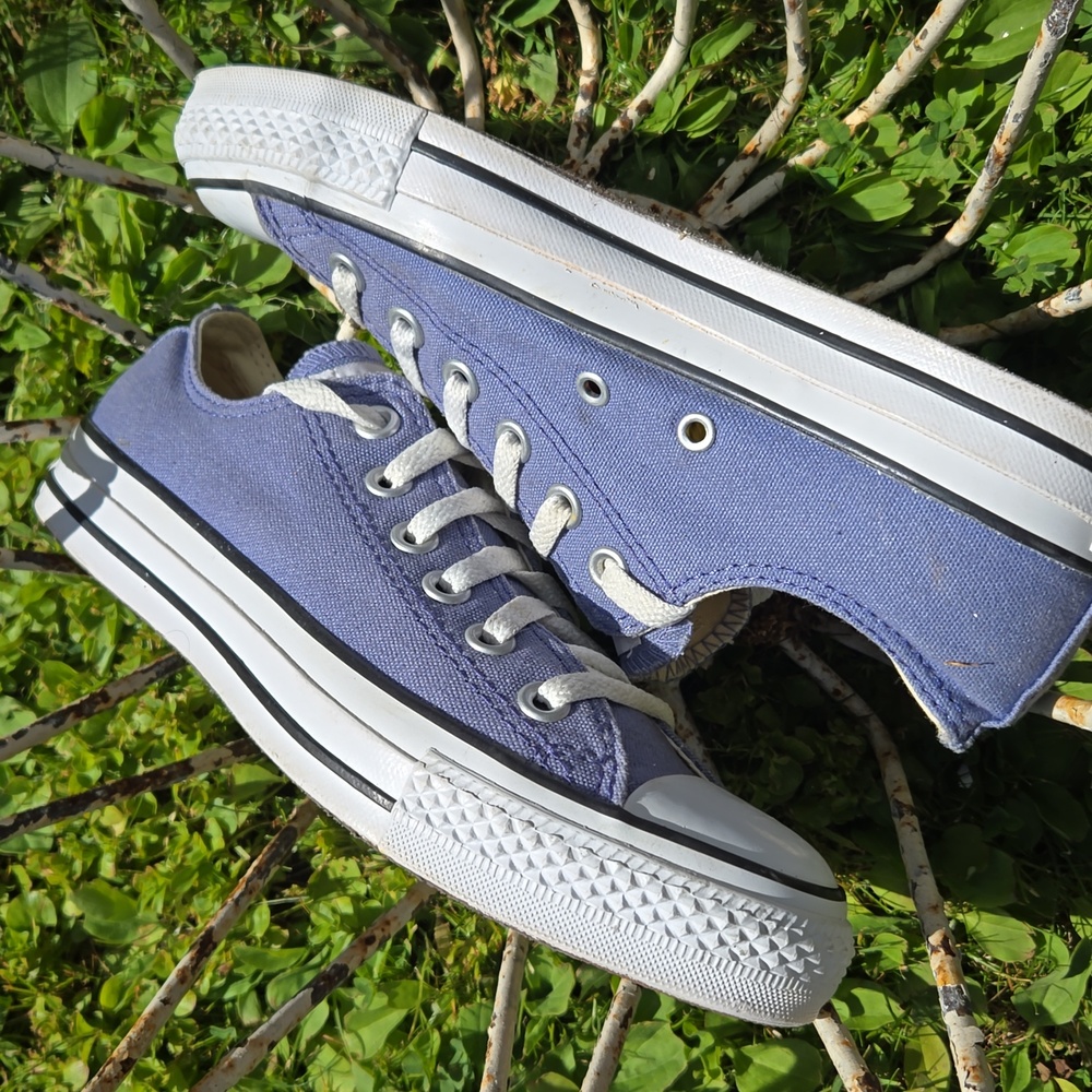 Converse ALL STAR Custom Chuck Taylor VIOLET NWOT Unisex. (BIN 006) - Picture 2 of 12